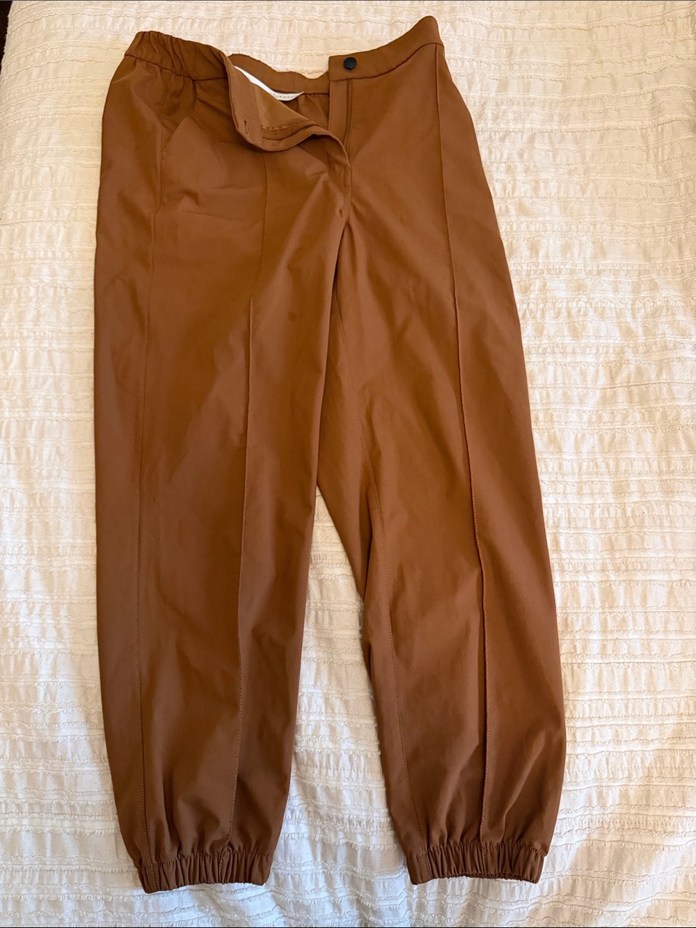Classic Women’s Brown Jogger